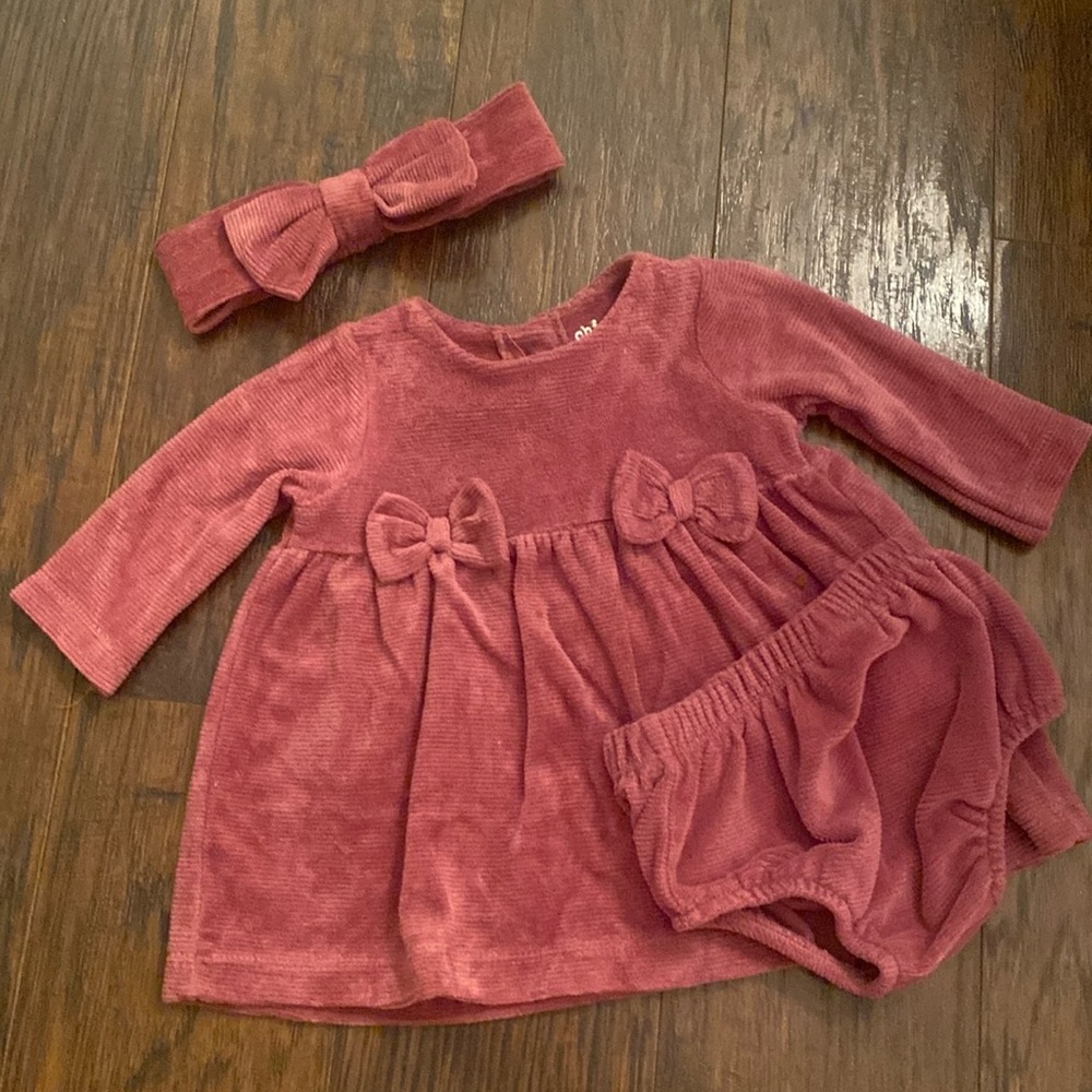 Girls 0-3 Month chick pea 3pc Dress Set